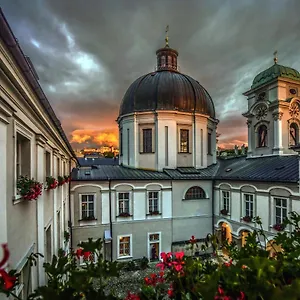 hotellátogatás