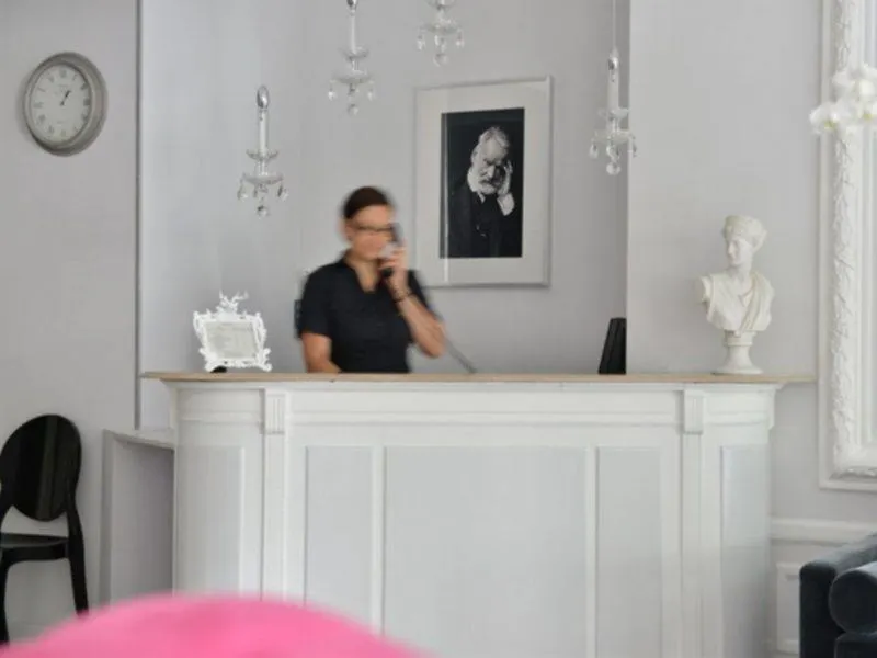 Hotel La Villa Nice Victor Hugo 3*,